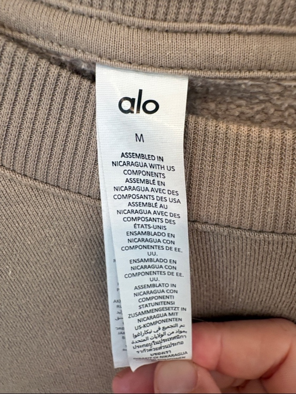 Alo Women’s Crewneck Sweatshirt - Picture 4 of 7